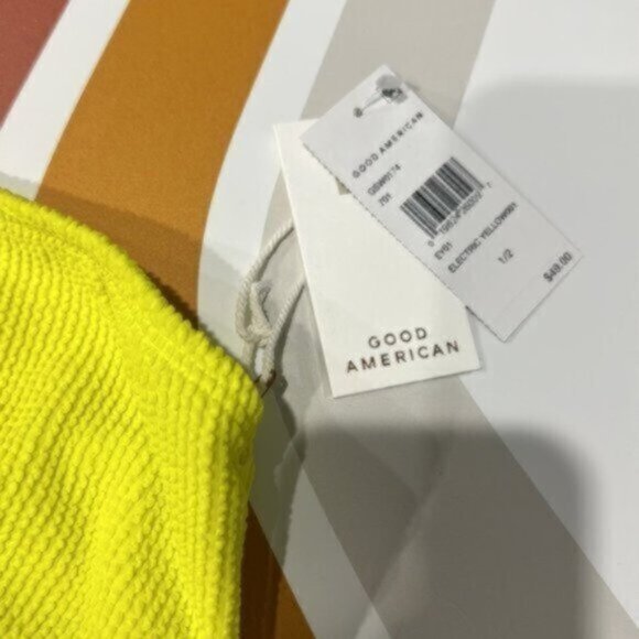 NWT Good American Yellow Crinkle Basic Bandeau Electric Size 1/2 Medium - Picture 4 of 7